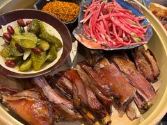 -破瓦寒窑·地摊烤羊排