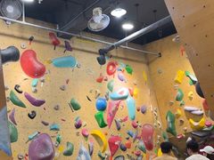 -Upper Climbing Gym 攀岩(华侨城店)