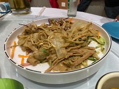 五彩拉皮-大眼锅贴水饺(河东店)
