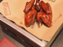 -鸽子侯·家宴·平价海鲜(市图书馆店)