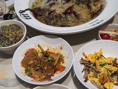 -渔语鱼酸菜鱼新川菜(来福士店)