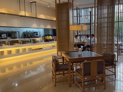 -鱼鲜饭香·招牌汽锅剁椒鱼头王