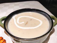 奶油菌菇浓汤-西堤牛排(南京龙江店)