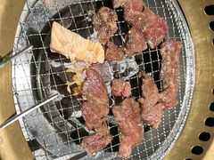 -山川小町·极番烧肉(新地假日广场店)
