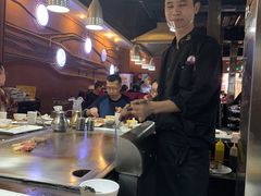 -利昂法式铁板主题餐厅(新奥购物中心店)