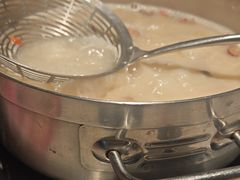 -尚尚仙·酸汤猪手·猪肚鸡火锅(华联万柳购物中心店)