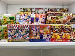-泡泡玛特POPMART(杭州乐堤港店)