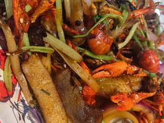 -乡土黄·鲜牛肉火锅·小龙虾(兴业街店)