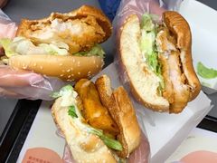 新奥尔良烤鸡腿堡-肯德基(保定嘉德万达店)