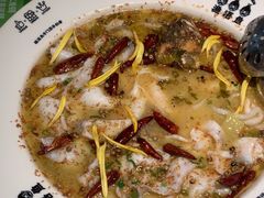 -渔语鱼酸菜鱼新川菜(来福士店)