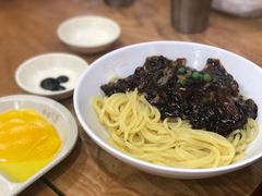 炸酱面-香港饭店0410(弘大店)