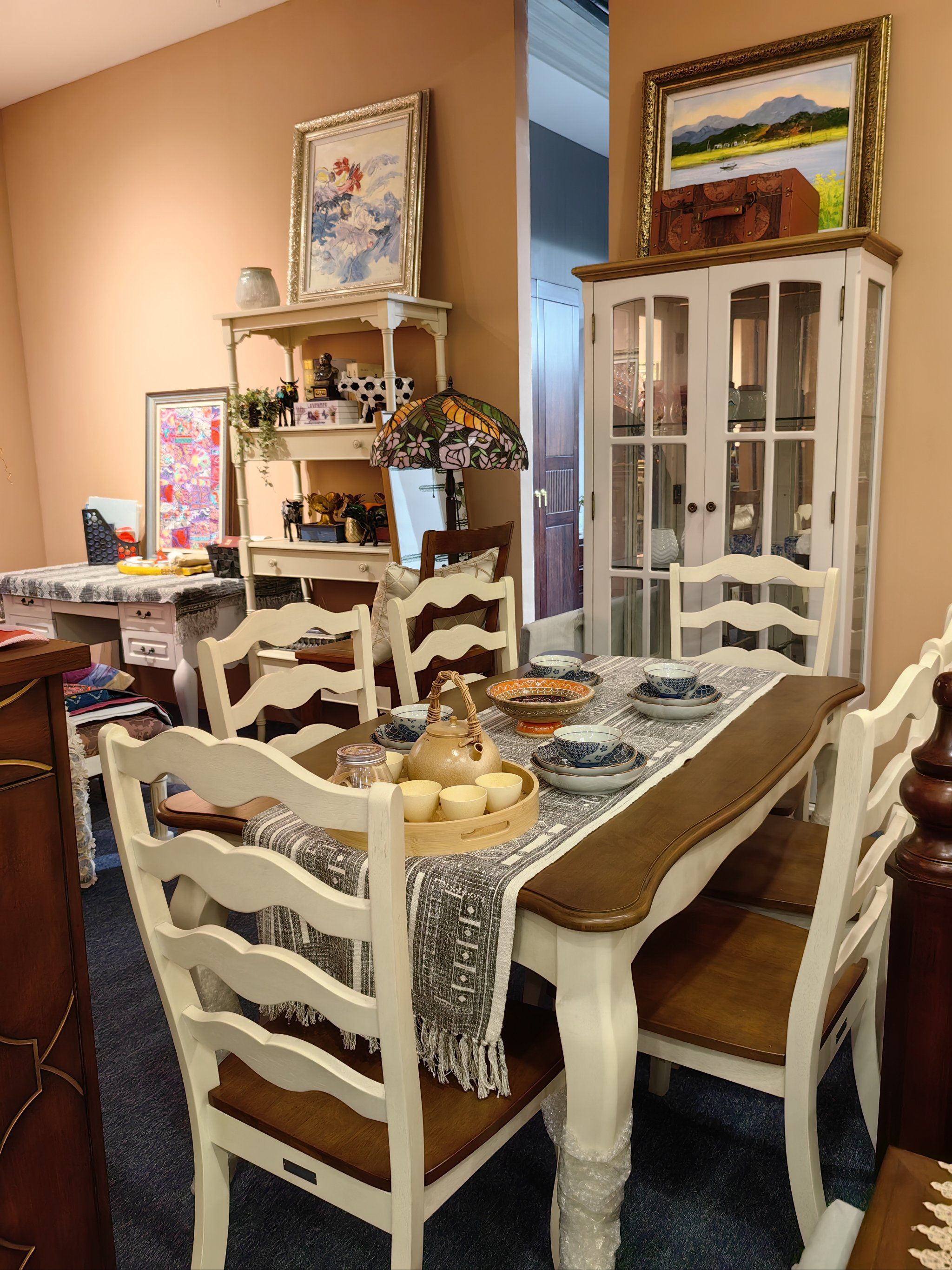 美式乡村风格餐桌椅