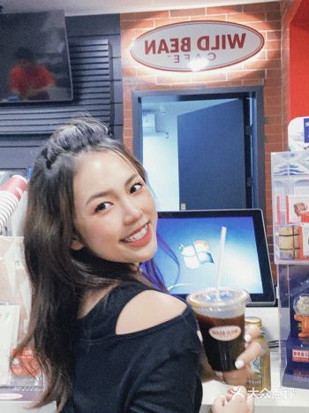 加油站的咖啡店,太有feel了