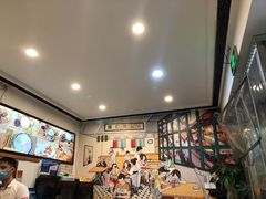 -广信牛奶甜品世家(台东店)