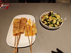 -龙巢盱眙龙虾·牛蛙·烧烤宵夜(八卦岭店)