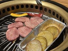 -炼火烤肉店