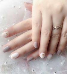 -爱美睫美甲会馆