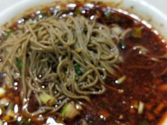 -崇州余荞面(落虹桥店)