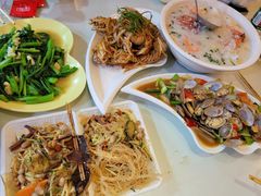 -覃记海鲜美食餐厅