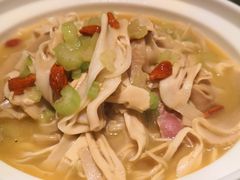 -尚一汤·粤菜海鲜(环球港店)