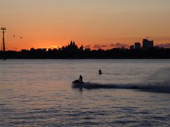 -人民防洪胜利纪念塔