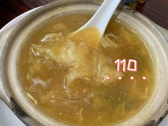 招牌花胶海参煲仔-添發碗仔翅美食