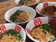 -周小波重庆小面·重庆名小吃(邹容路店)