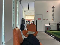 -新浪高尔夫新天地室内高尔夫练习场(国贸·中海广场店)