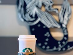 -星巴克(昆明机场III店)