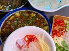 -官塘陈记鱼生·潮汕砂锅粥·牛肉火锅(潮枫路总店)