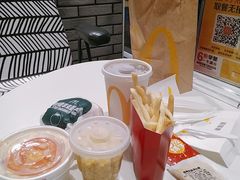 -麦当劳(春风店)