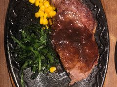 西冷牛排配黑胡椒酱-萨莉亚意式餐厅(浦江万达广场店)