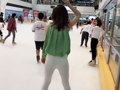 -正佳冰河湾真冰滑冰场