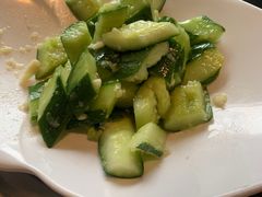 -沪小胖小龙虾(淮海中路旗舰店)