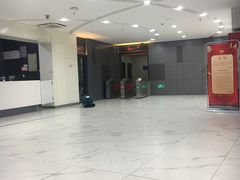 -包玉刚游泳场(黄龙恒励大厦店)