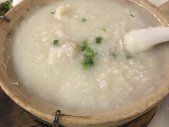 -新大咀港式茶餐厅(宝山万达店)