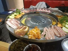 -哈哈碳都·牛肋条无限自助烤肉(宝龙店)