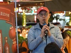 -三亚火车头万人海鲜广场