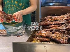 -老黄记手撕烤兔(玉林街店)