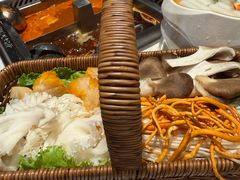 -海底捞火锅(长宁路龙之梦店)