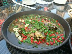 -去吃小龙虾·江湖菜·烧烤(南滨路店)