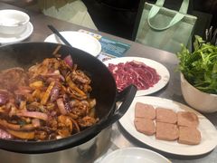 -胡须佬鸡煲四季火锅店(石厦西村直营店)