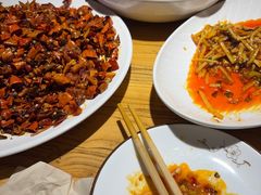 -小三峡食府(西五路店)