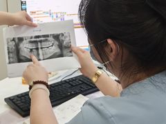 -上海仁爱医院口腔科 · 种植