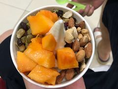 -三佰瑞冻酸奶(凯德MALL店)