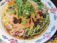 -鱼窝棚柴火铁锅炖(富山屯店)