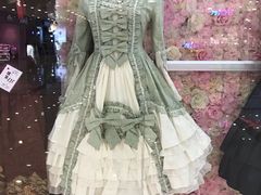-甜镜物语 LOLITA·汉服·JK制服三坑生活馆(滨江道店)