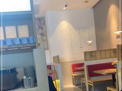 -蜜桃餐厅·伴山(绿宝广场店)