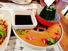冰镇秋葵-胡桃里音乐酒馆(下沙店)