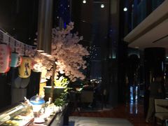 -唐拉雅秀酒店-西锦汇空中BBQ·思创餐厅